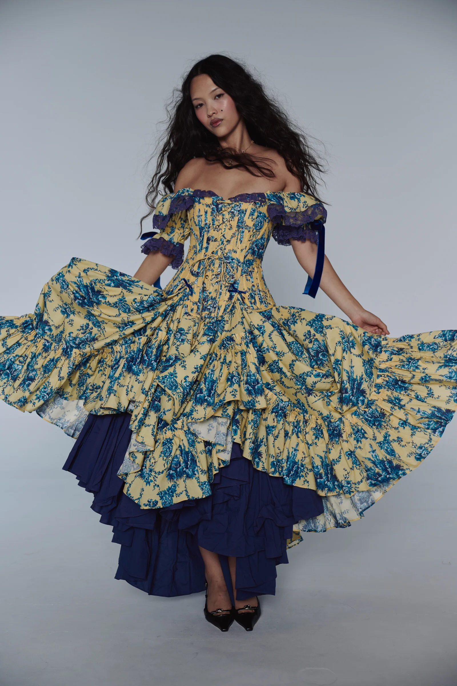 The Lumière Chamber Corset - Image 4